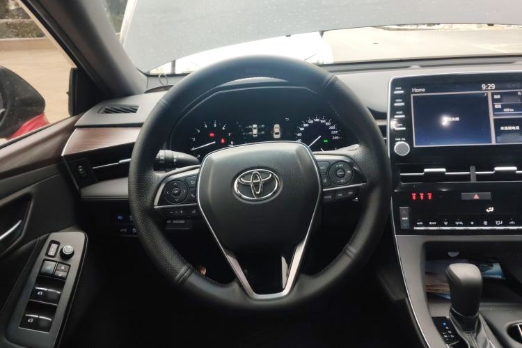 Used Toyota Avalon 2019 2.0L Ambition Edition China VI Steering Wheel