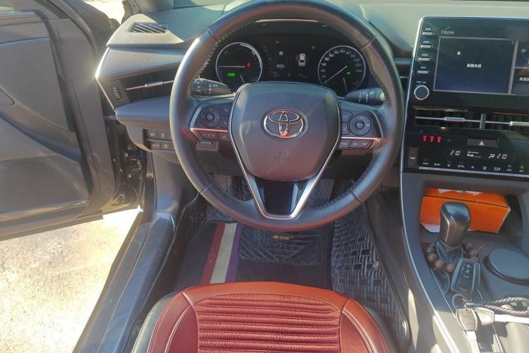 Used Toyota Avalon 2019 Dual-Engine 2.5L Luxury Edition China VI Standard Steering Wheel
