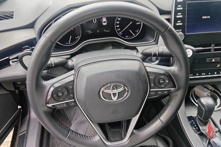 Used Toyota Avalon 2019 2.0L XLE Premium Edition China VI Steering Wheel