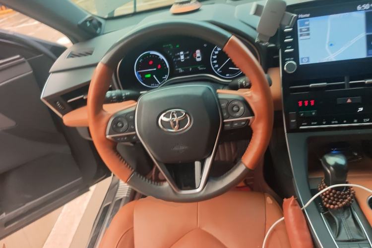 Used Toyota Avalon 2019 Dual-Engine 2.5L Limited Flagship Edition China V Standard Steering Wheel