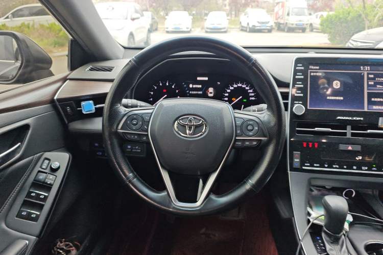 Used Toyota Avalon 2019 2.5L Ambition Version China VI Standard Steering Wheel