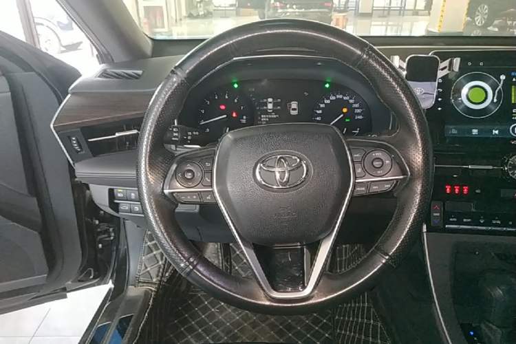 Used Toyota Avalon 2019 2.5L Ambition Version China VI Standard Steering Wheel