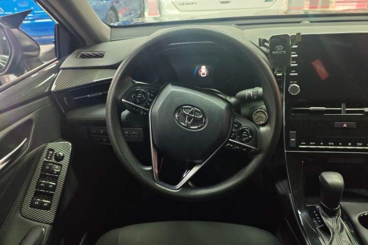 Used Toyota Avalon 2019 2.0L Ambition Edition China VI Steering Wheel
