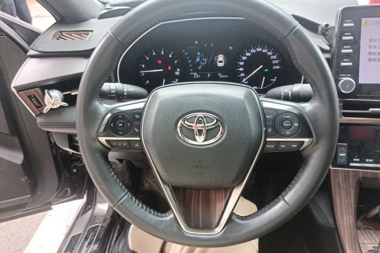 Used Toyota Avalon 2019 2.0L Luxury Edition China VI Standard Steering Wheel