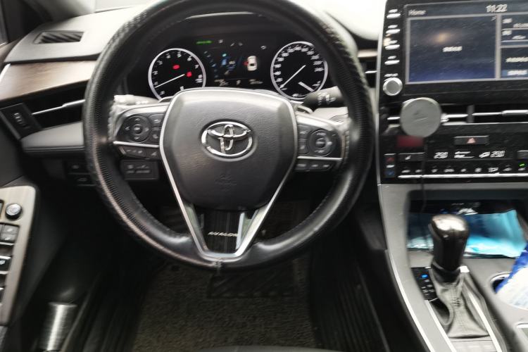 Used Toyota Avalon 2019 2.5L Touring Premium Version China VI Standard Steering Wheel