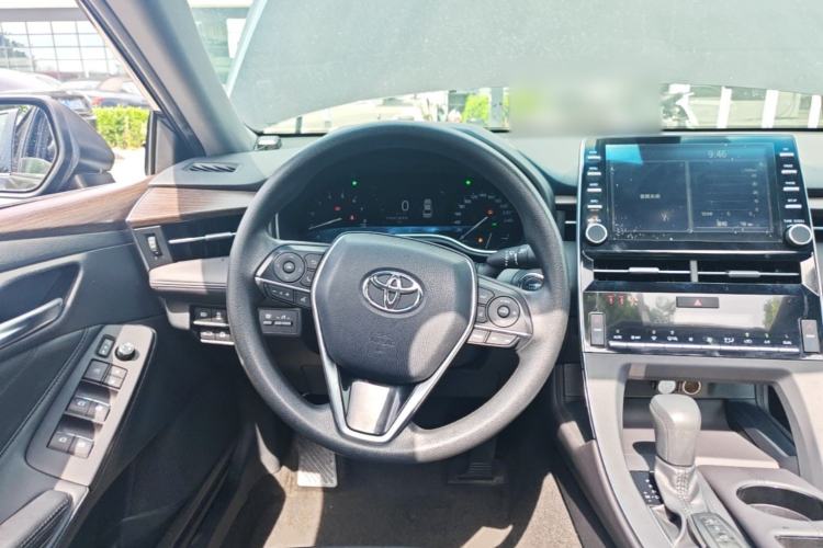 Used Toyota Avalon 2019 2.0L Ambition Edition China VI Steering Wheel