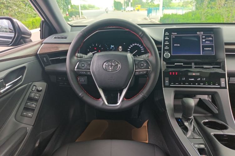 Used Toyota Avalon 2019 2.0L Ambition Edition China VI Steering Wheel