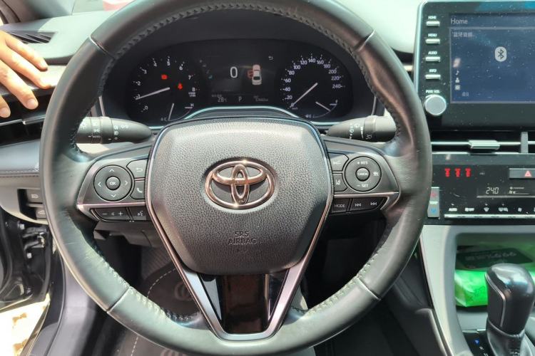 Used Toyota Avalon 2019 2.0L Luxury Edition China VI Standard Steering Wheel