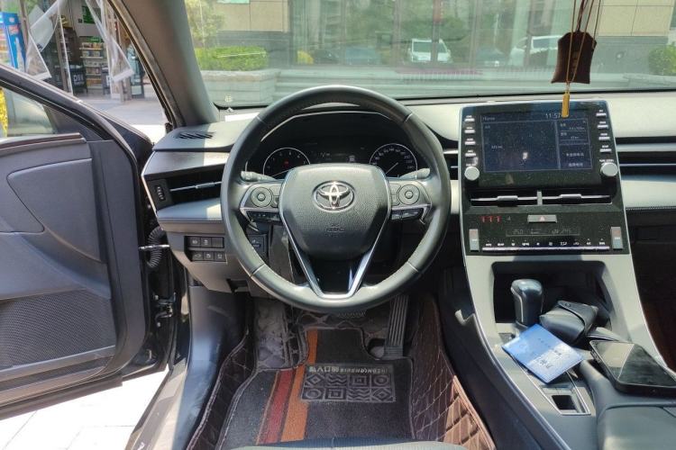 Used Toyota Avalon 2019 2.0L XLE Premium Edition China VI Steering Wheel