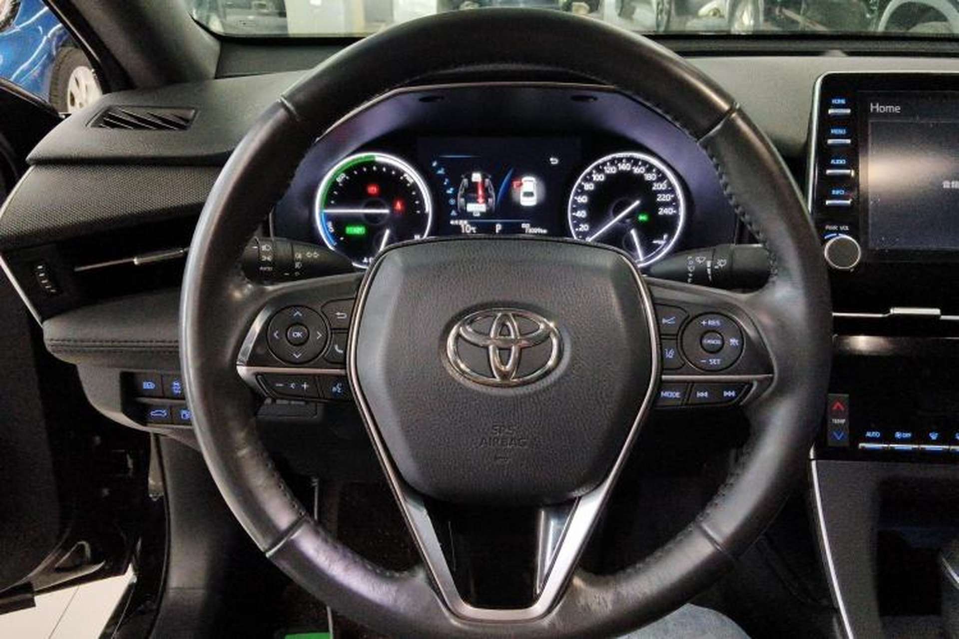 Used Toyota Avalon 2019 Dual-Engine 2.5L Luxury Edition China VI Standard Steering Wheel