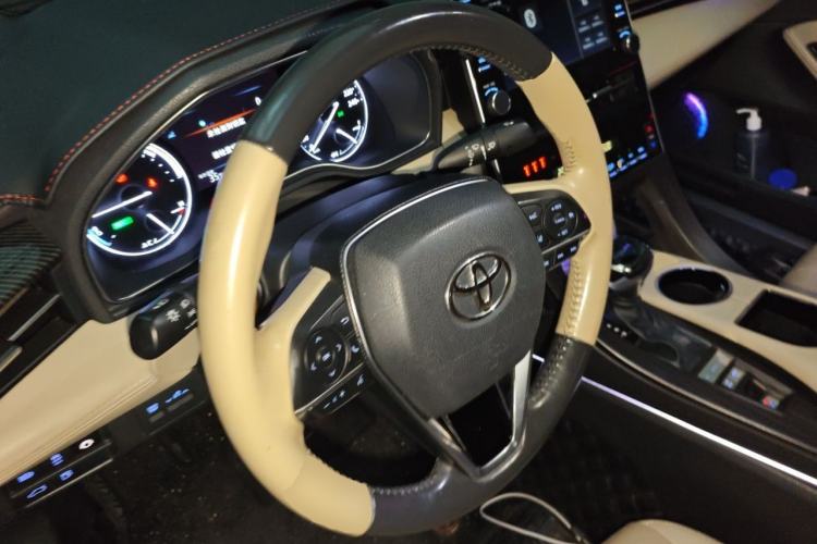 Used Toyota Avalon 2019 Dual-Engine 2.5L Luxury Edition China VI Standard Steering Wheel