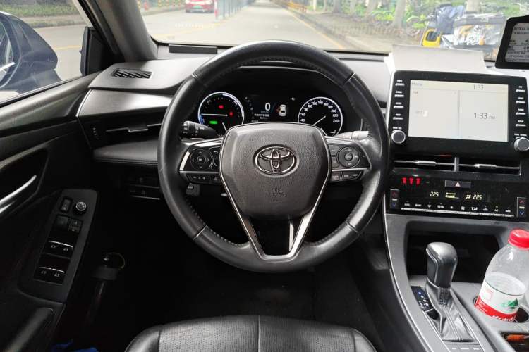 Used Toyota Avalon 2019 Dual-Engine 2.5L Luxury Edition China VI Standard Steering Wheel