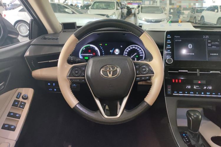 Used Toyota Avalon 2019 Dual-Engine 2.5L Luxury Edition China VI Standard Steering Wheel