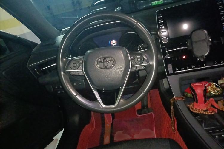 Used Toyota Avalon 2019 Dual-Engine 2.5L Luxury Edition China VI Standard Steering Wheel