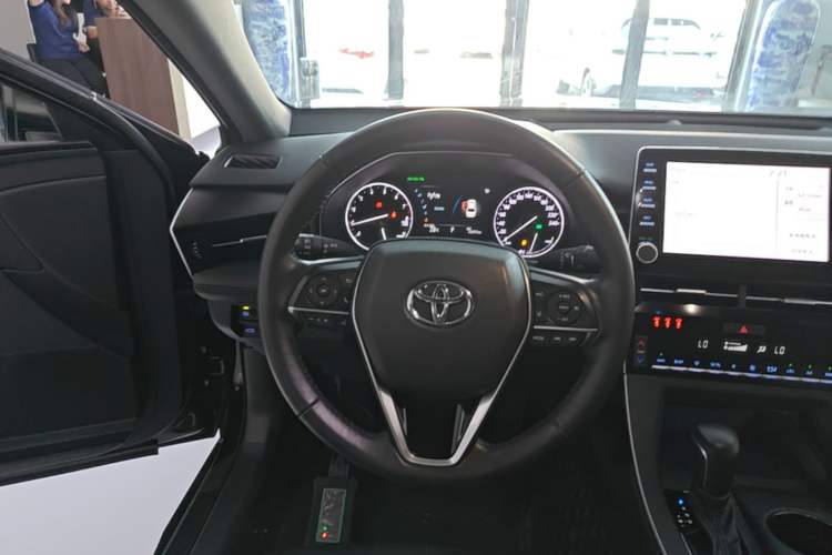 Used Toyota Avalon 2019 2.0L XLE Premium Edition China VI Steering Wheel