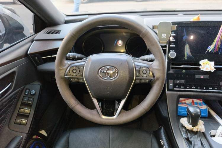 Used Toyota Avalon 2019 2.5L Touring Premium Version China VI Standard Steering Wheel