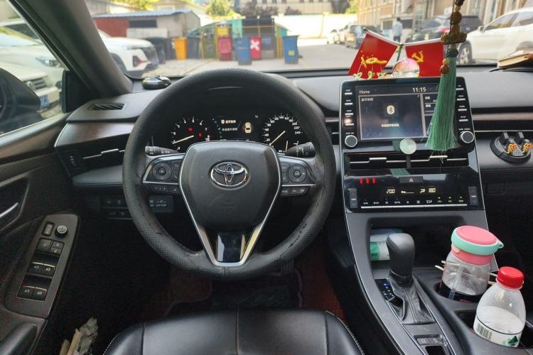 Used Toyota Avalon 2019 2.0L Ambition Edition China VI Steering Wheel