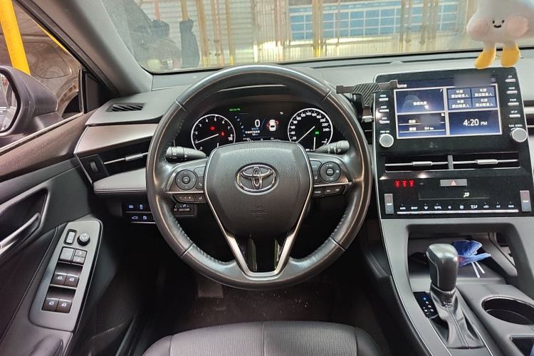 Used Toyota Avalon 2019 2.0L XLE Premium Edition China VI Steering Wheel