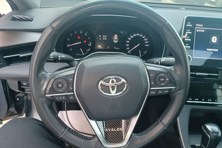 Used Toyota Avalon 2019 2.0L Luxury Edition China VI Standard Steering Wheel