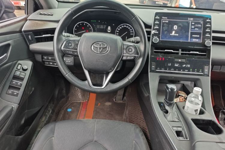 Used Toyota Avalon 2019 2.0L XLE Premium Edition China VI Steering Wheel