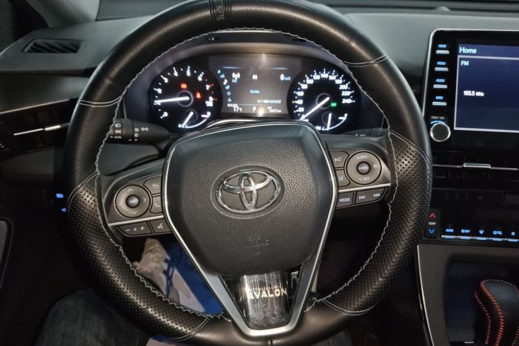 Used Toyota Avalon 2019 2.0L Luxury Edition China VI Standard Steering Wheel