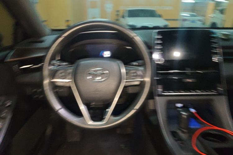 Used Toyota Avalon 2019 2.0L XLE Premium Edition China VI Steering Wheel