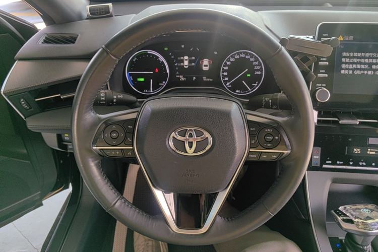 Used Toyota Avalon 2019 Dual-Engine 2.5L Luxury Edition China VI Standard Steering Wheel