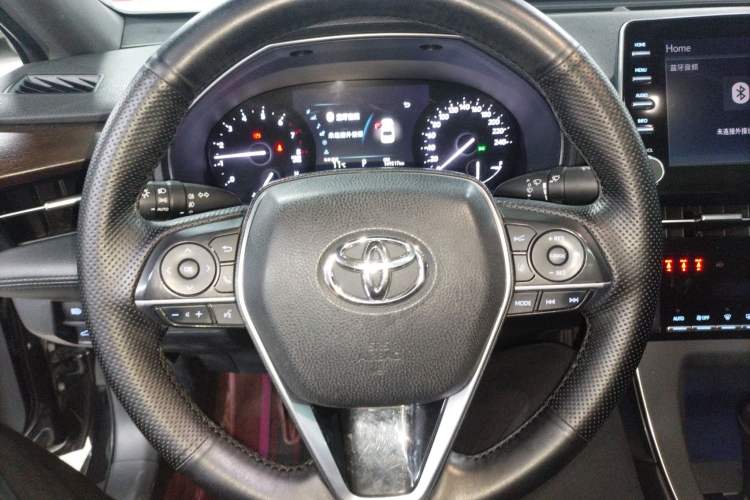 Used Toyota Avalon 2019 2.0L Luxury Edition China VI Standard Steering Wheel
