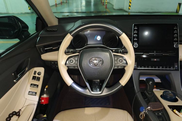 Used Toyota Avalon 2019 Dual-Engine 2.5L Luxury Edition China VI Standard Steering Wheel