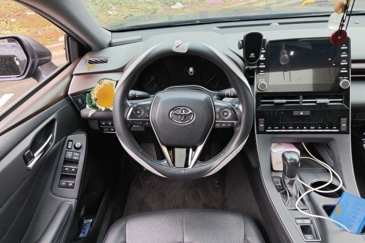 Used Toyota Avalon 2019 2.0L Luxury Edition China VI Standard Steering Wheel