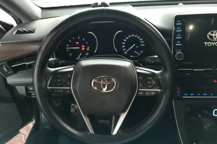 Used Toyota Avalon 2019 2.5L Ambition Version China VI Standard Steering Wheel