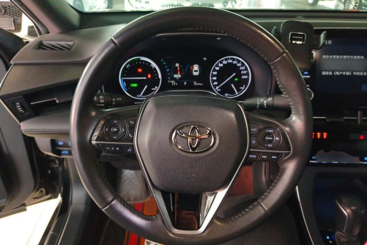 Used Toyota Avalon 2019 Dual-Engine 2.5L Luxury Edition China VI Standard Steering Wheel