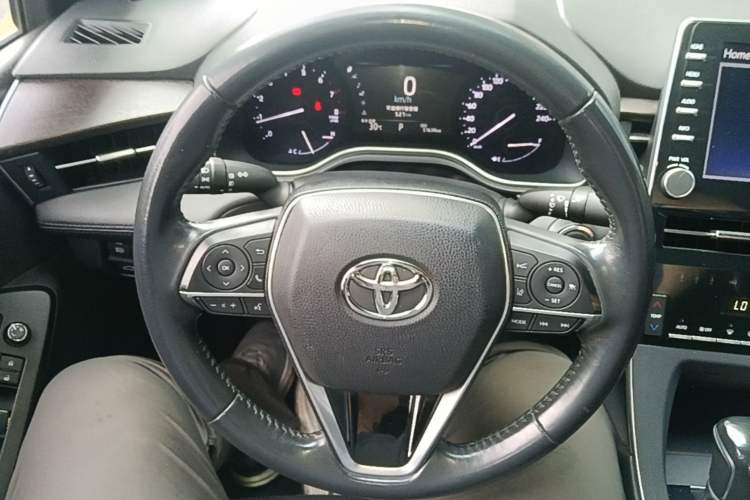 Used Toyota Avalon 2019 2.0L Luxury Edition China VI Standard Steering Wheel