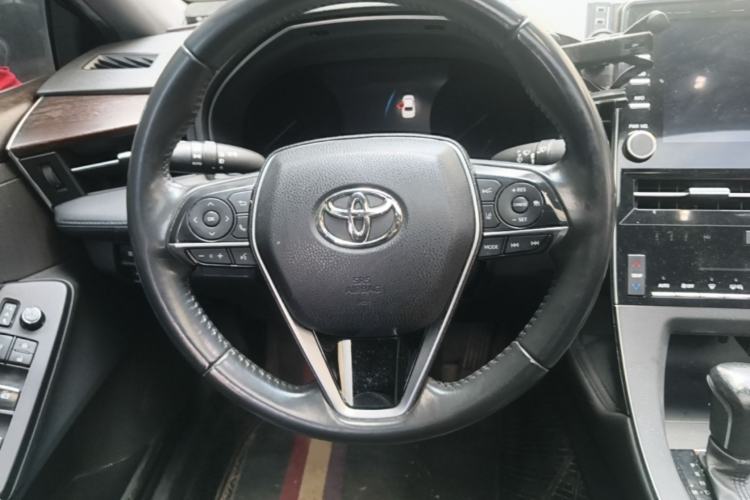 Used Toyota Avalon 2019 2.0L Luxury Edition China VI Standard Steering Wheel