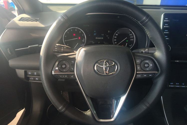 Used Toyota Avalon 2019 2.0L XLE Premium Edition China VI Steering Wheel