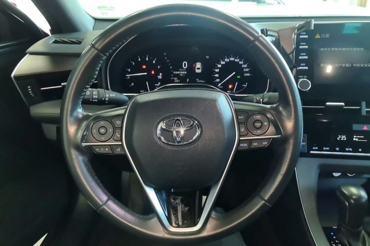 Used Toyota Avalon 2019 2.0L Luxury Edition China VI Standard Steering Wheel