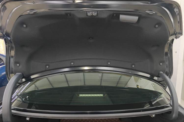 Used Toyota Avalon 2019 Dual-Engine 2.5L XLE Prestige Version China VI Standard Trunk