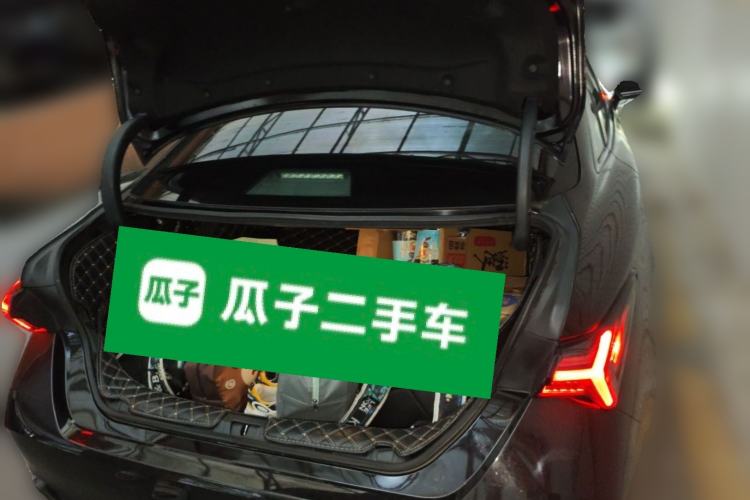 Used Toyota Avalon 2019 Dual-Engine 2.5L Luxury Edition China VI Standard Trunk