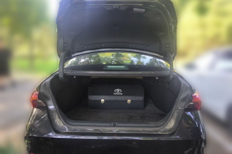 Used Toyota Avalon 2019 2.0L Luxury Edition China VI Standard Trunk