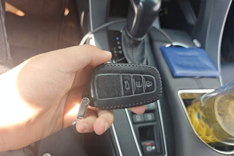 Used Toyota Avalon 2019 2.5L Touring Premium Version China V Standard Vehicle Key