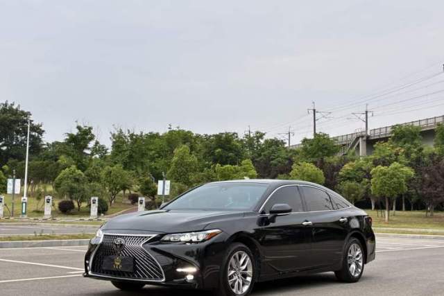 Used Toyota Avalon 2019 2.0L Luxury Edition China VI Standard