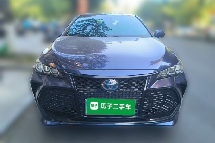 Used Toyota Avalon 2019 Dual-Engine 2.5L XLE Prestige Version China VI Standard Front