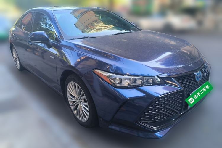 Used Toyota Avalon 2019 Dual-Engine 2.5L XLE Prestige Version China VI Standard Front Right 45 Deg