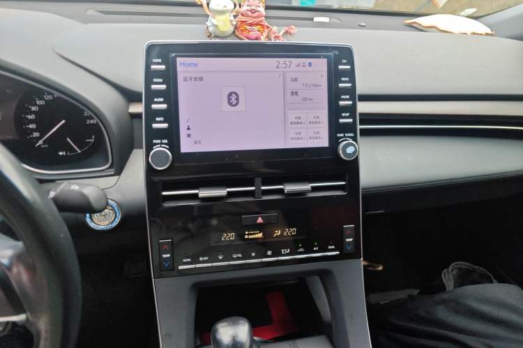 Used Toyota Avalon 2019 2.0L Luxury Edition China VI Standard Audio And AC Panel