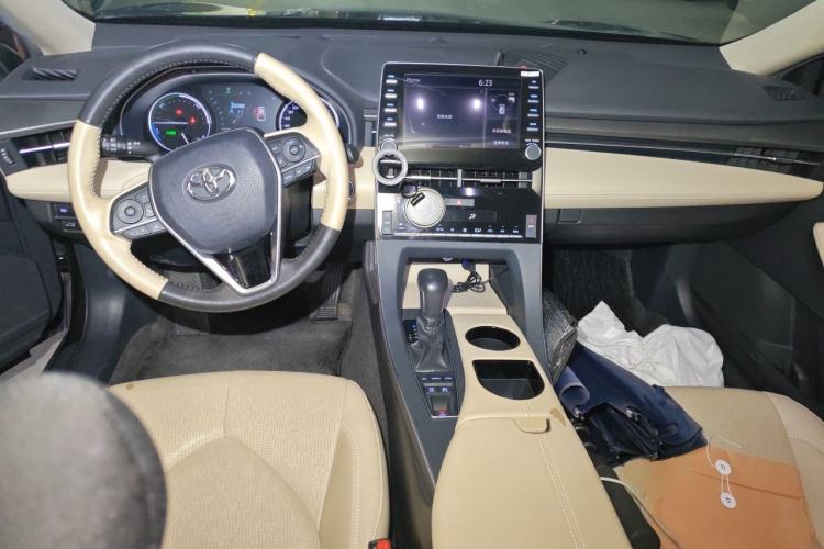 Used Toyota Avalon 2019 Dual-Engine 2.5L Luxury Edition China V Standard Center Console