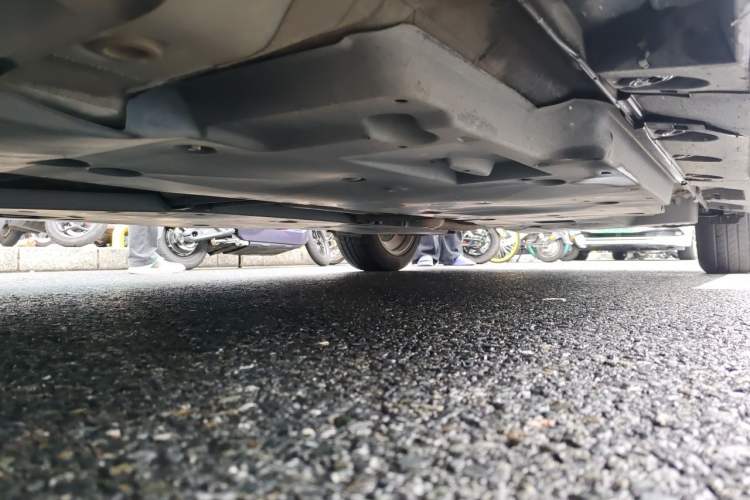 Used Toyota Avalon 2019 2.0L Luxury Edition China VI Standard Chassis Front Left