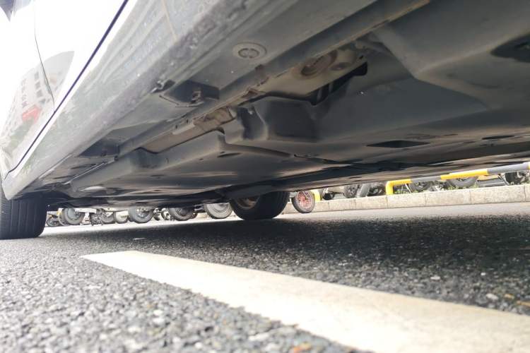 Used Toyota Avalon 2019 2.0L Luxury Edition China VI Standard Chassis Rear Left