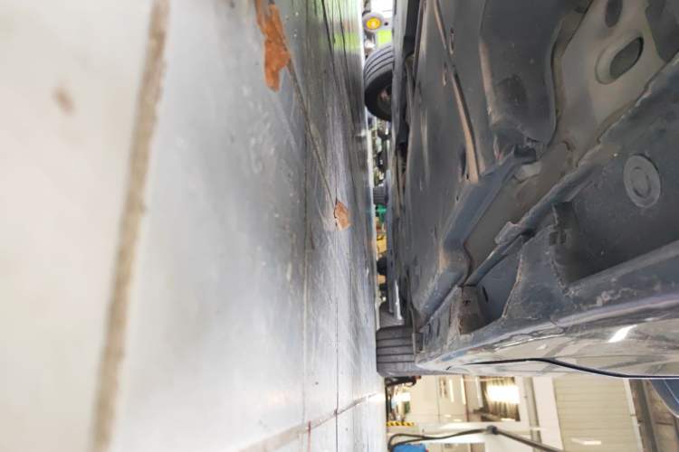 Used Toyota Avalon 2019 Dual-Engine 2.5L Luxury Edition China VI Standard Chassis Rear Right