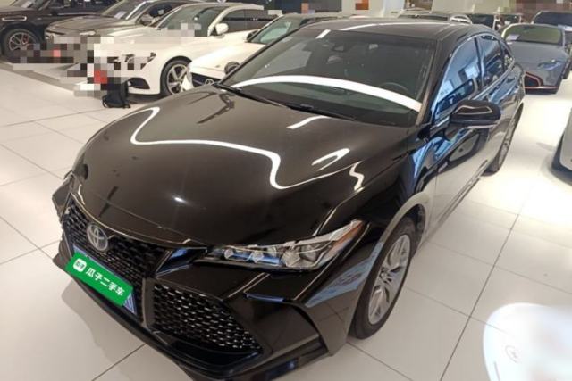 Used Toyota Avalon 2019 Dual-Engine 2.5L Luxury Edition China VI Standard