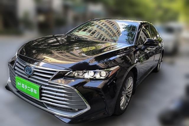Used Toyota Avalon 2019 Dual-Engine 2.5L XLE Prestige Version China VI Standard